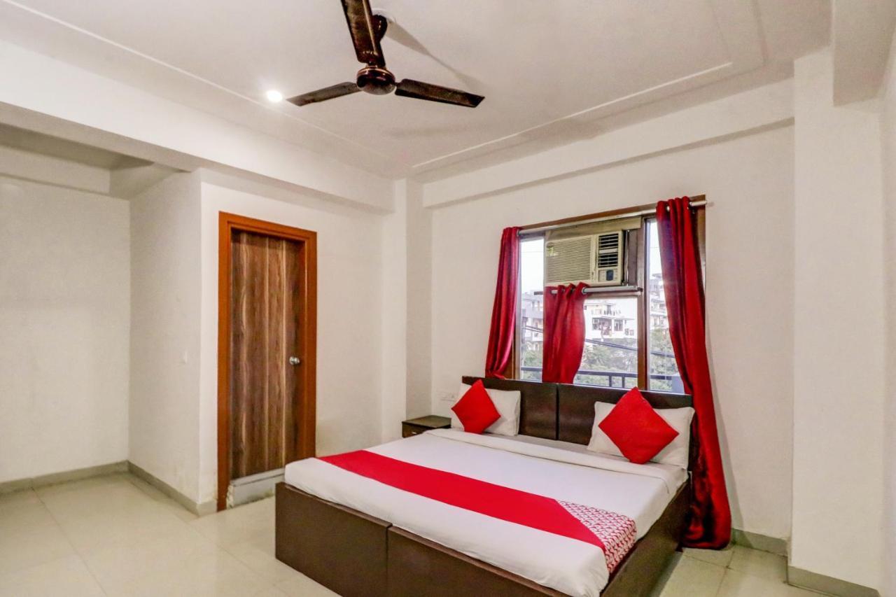 Oyo 71597 The Shivaay Residency Hotel Gurgaon Exterior foto