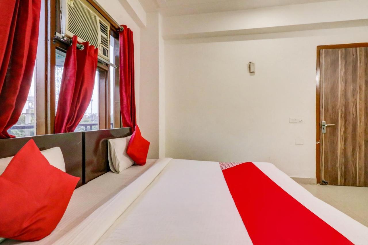 Oyo 71597 The Shivaay Residency Hotel Gurgaon Exterior foto